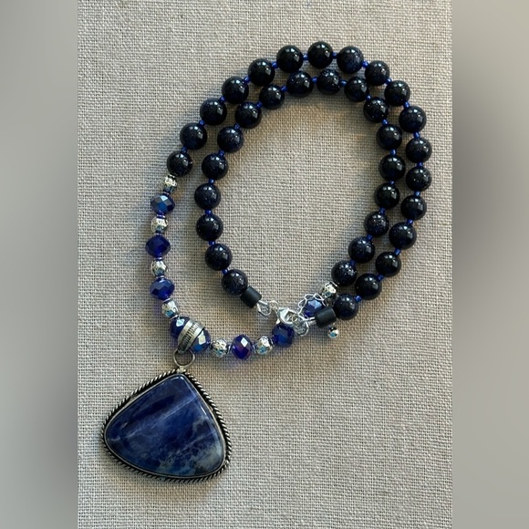 20-1/2 inch Blue Goldstone bead necklace NWOT - Picture 5 of 15